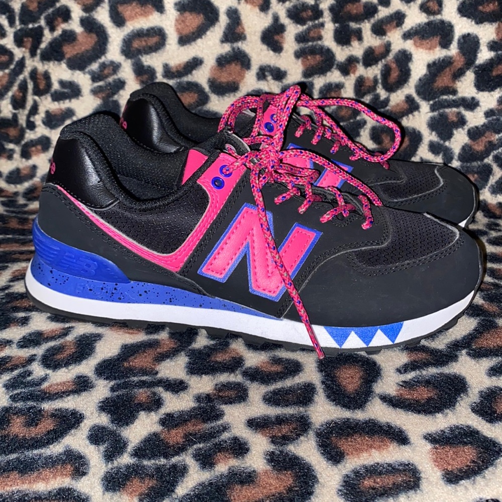 New balance, pink and blue, woman’s 6.5